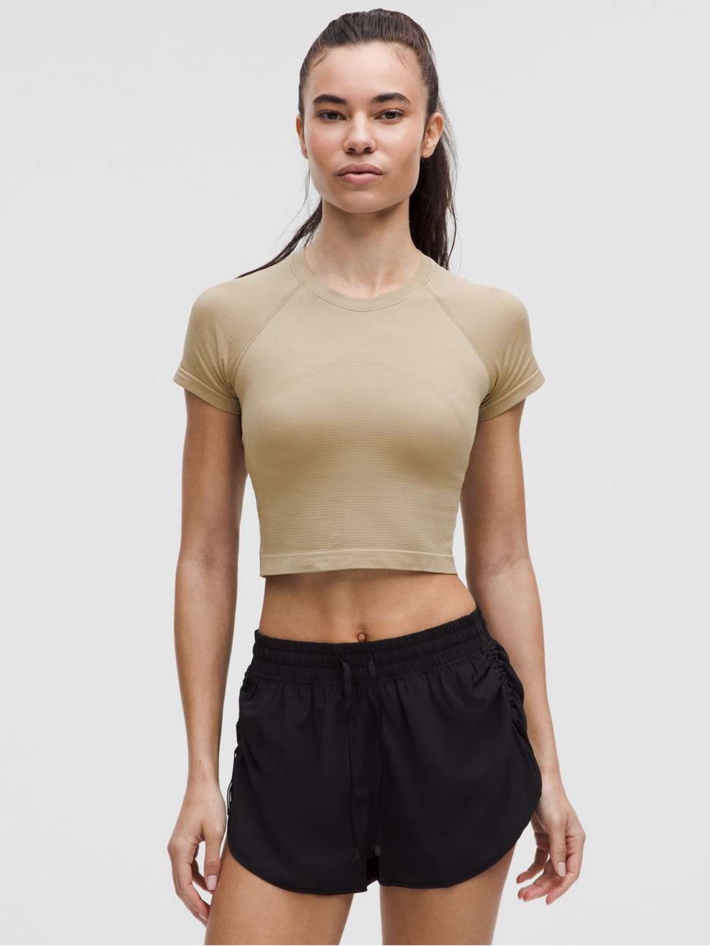 Lululemon Swiftly Tech Cropped Short-Sleeve Shirt in Sheer Oak Top Size 6 EUC